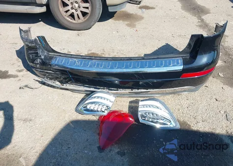 2017 Mercedes-Benz Gls 450 4Matic z USA, uszkodzony, nr VIN 4JGDF6EE5HA832894